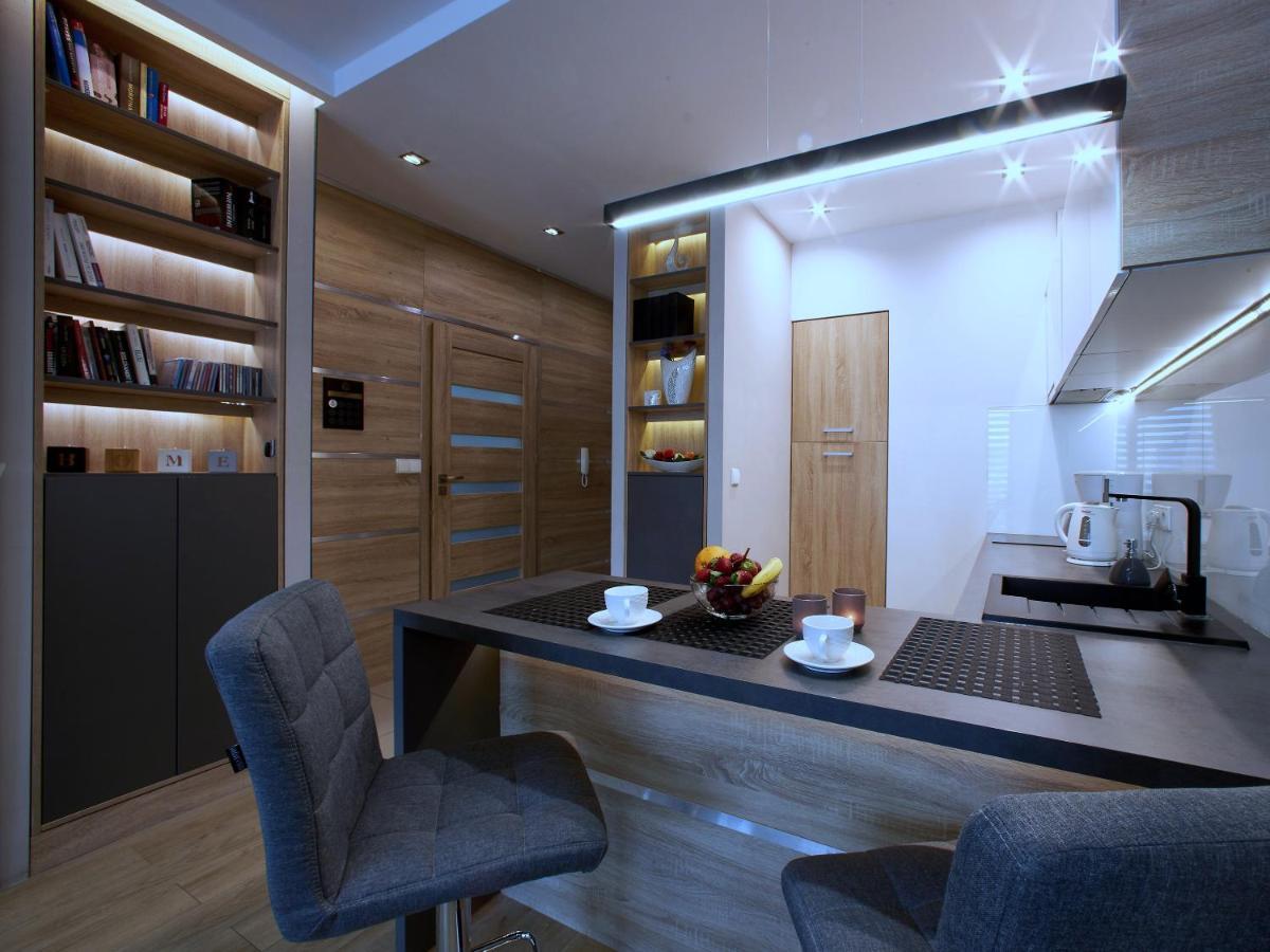 4UApart-Apartment suite Platan Grey Świnoujście Extérieur photo